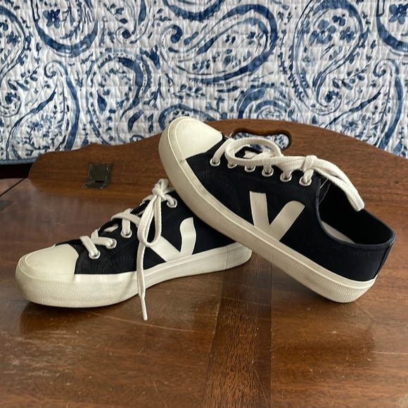 Veja Shoes - Veja Sneakers